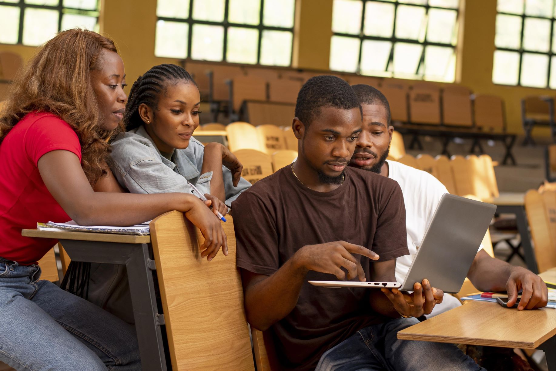 study-group-african-people-scb